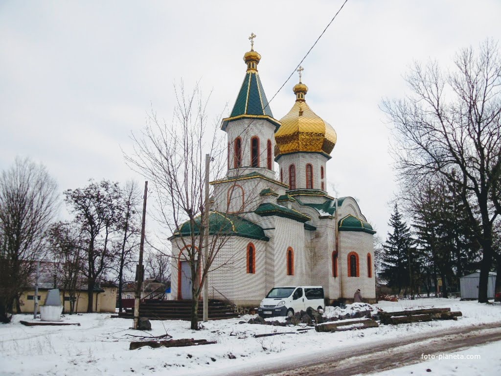 Нова церква по вулиці Громова.