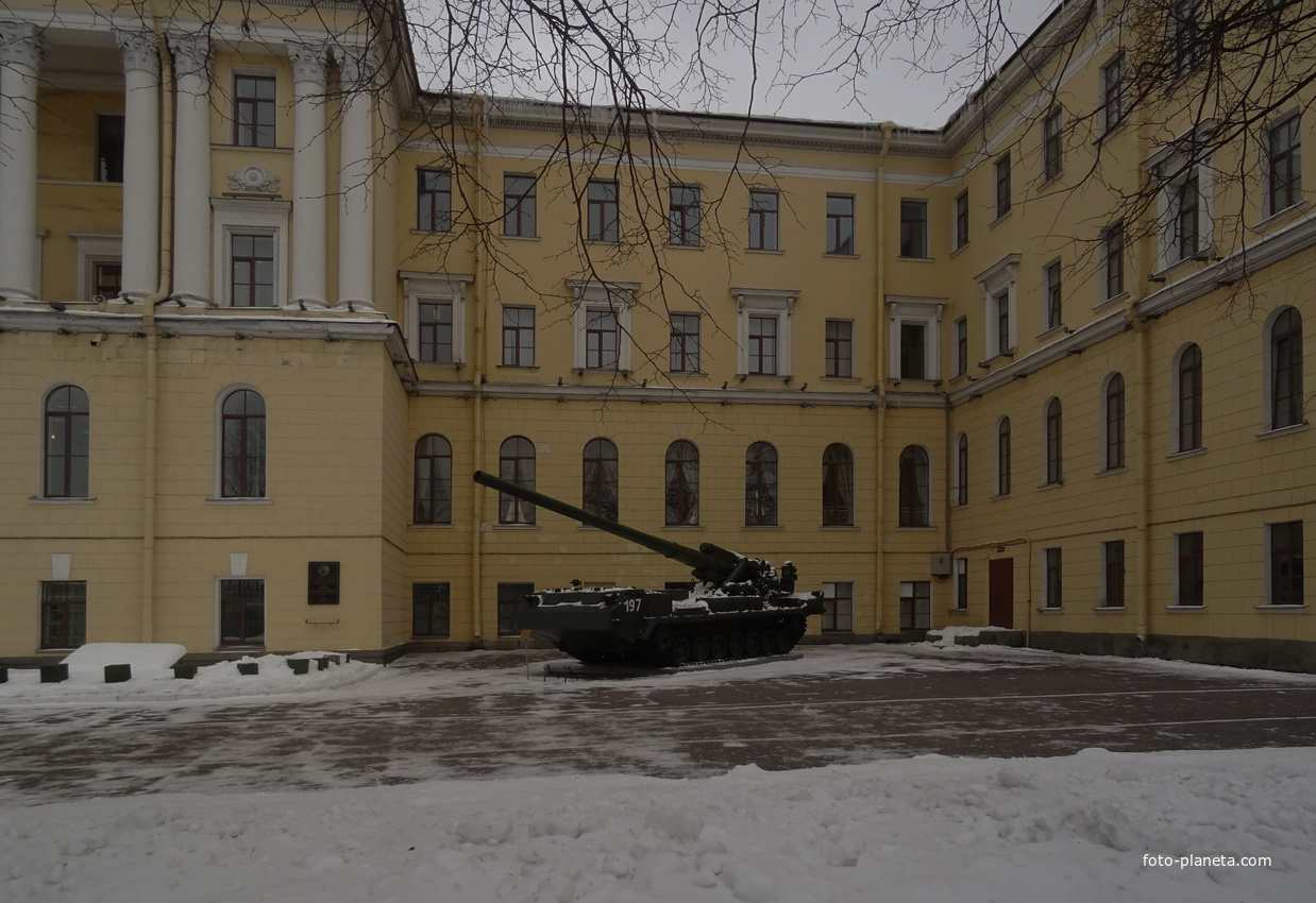 Михайловская военная артиллерийская академия