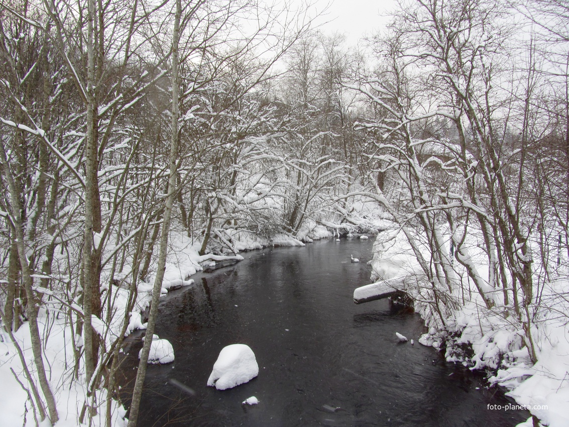 Лукино, река Урья