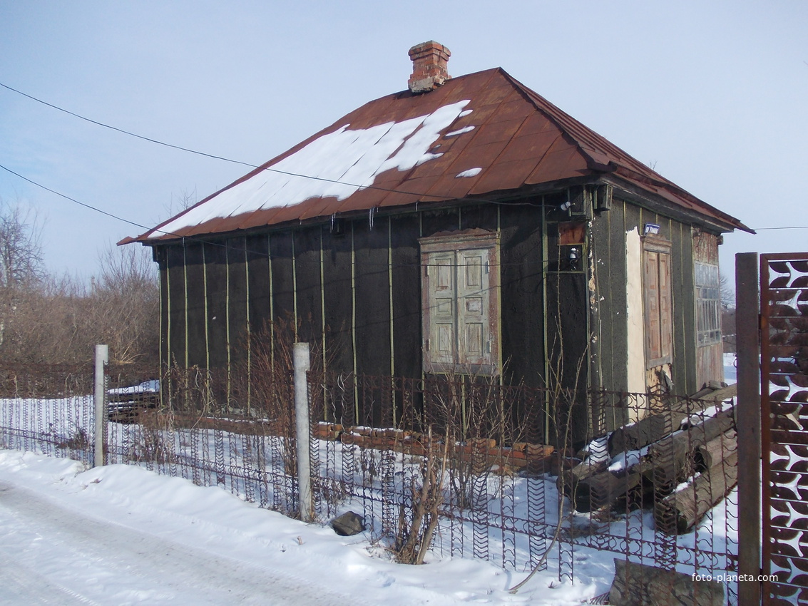 Старый дом по улице Ярифоновской.