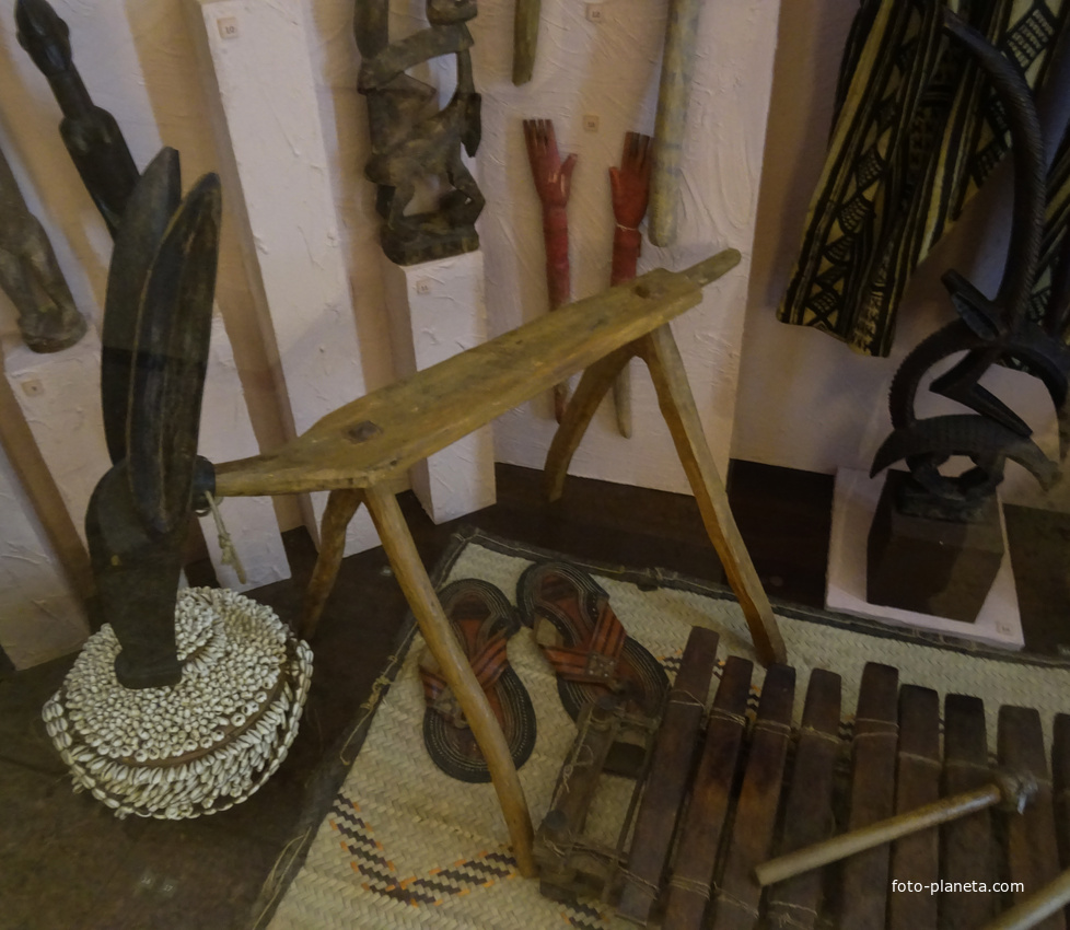 Музей антропологии и этнографии имени Петра Великого "Кунсткамера"