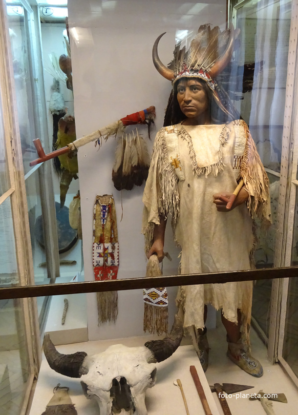 Музей антропологии и этнографии имени Петра Великого "Кунсткамера"