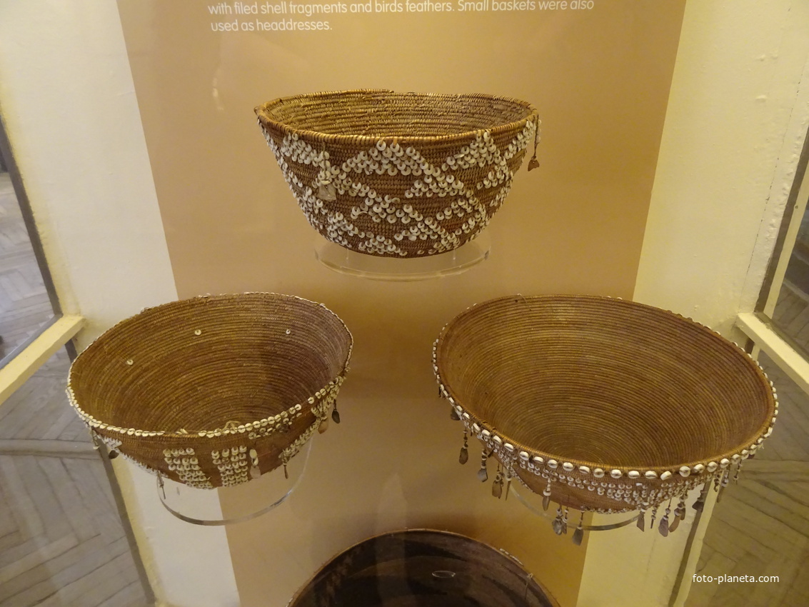 Музей антропологии и этнографии имени Петра Великого "Кунсткамера"