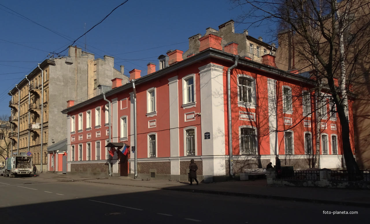 Улица Петрозаводская, 1