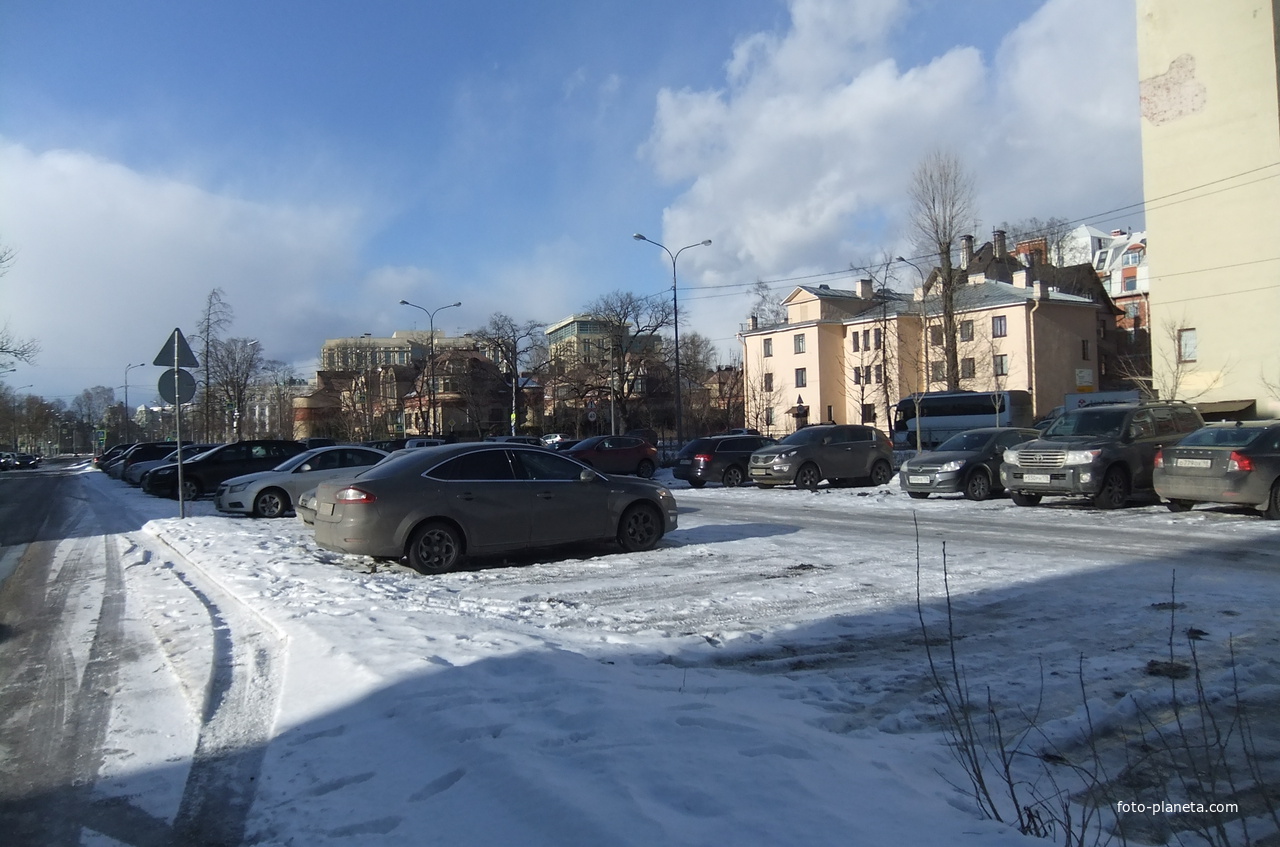 Крестовский остров.