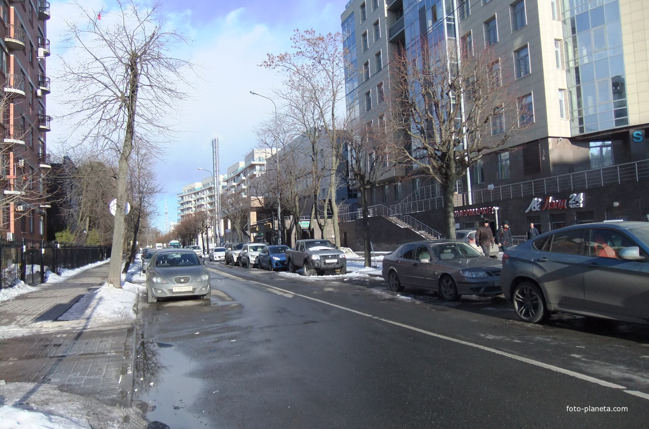 Крестовский остров.