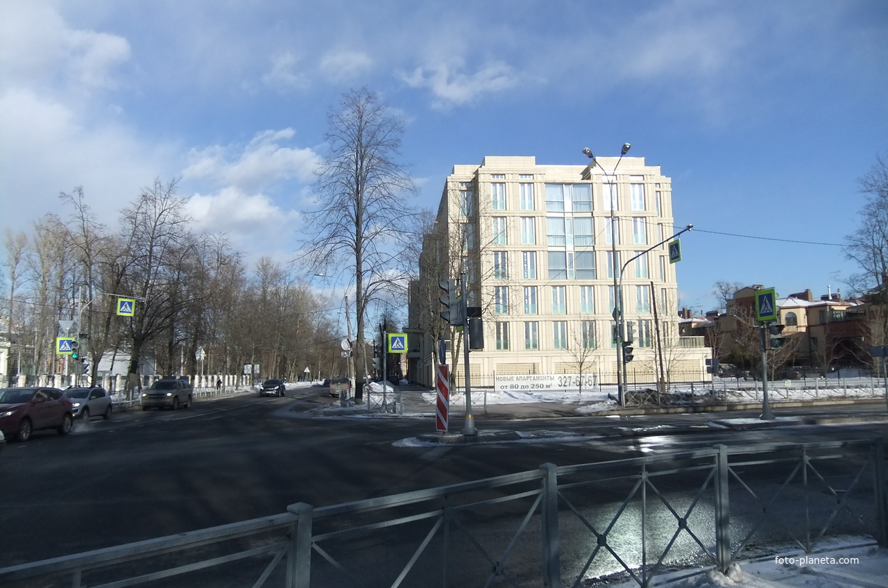 Крестовский остров.