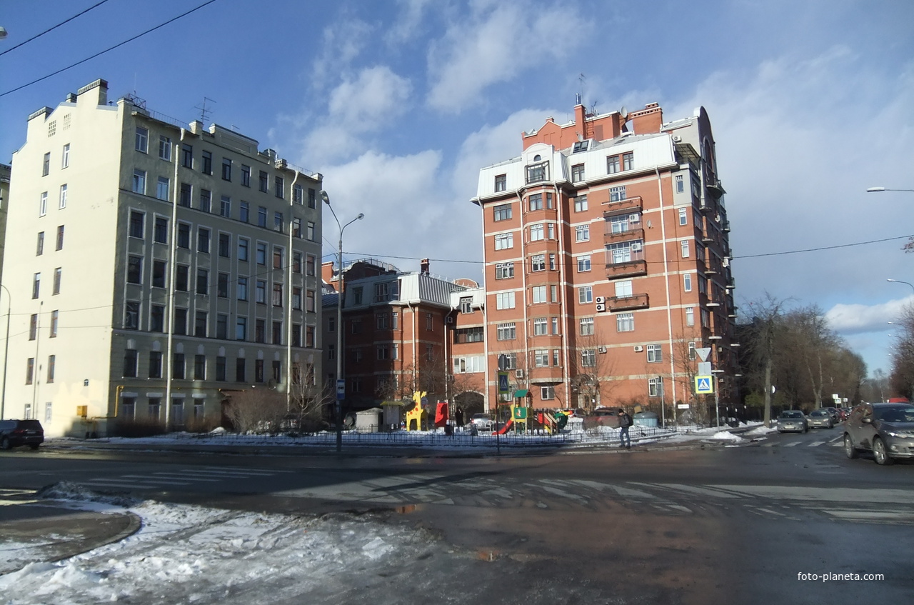 Крестовский остров.