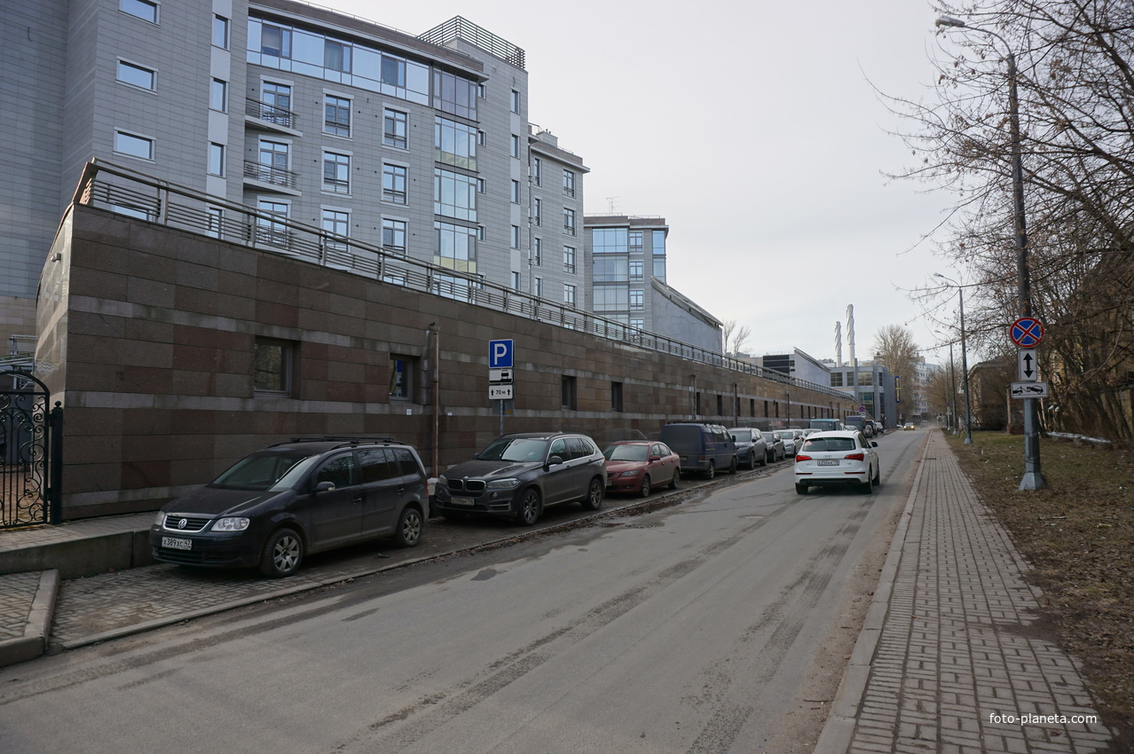 Крестовский остров.