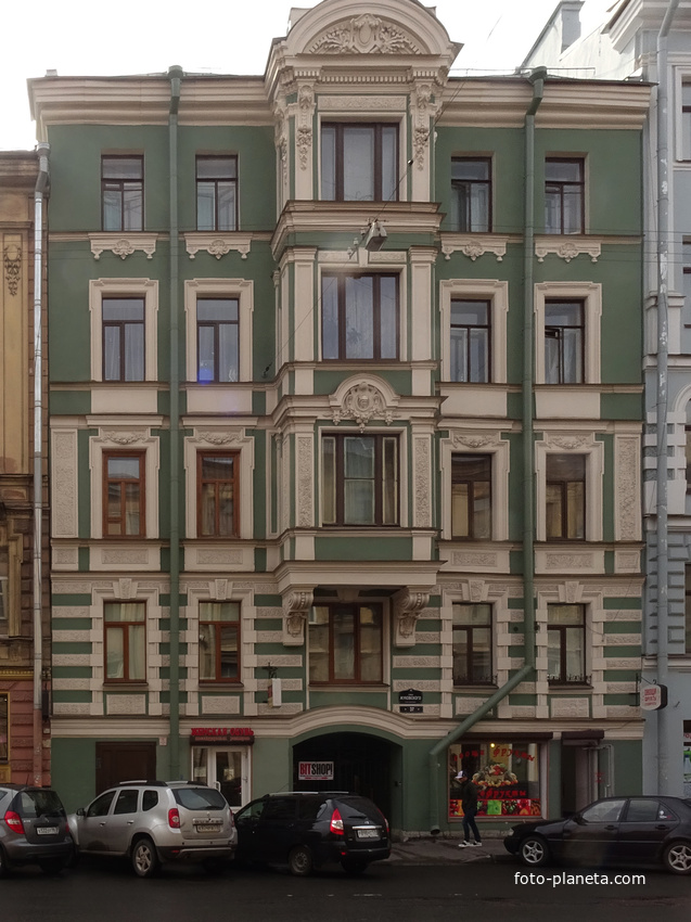 Улица Жуковского, 37