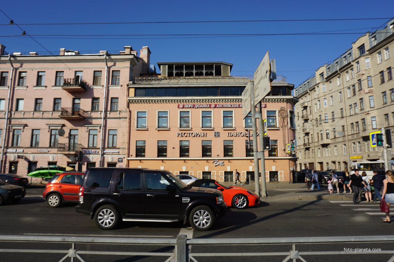 Ждановская набережная.