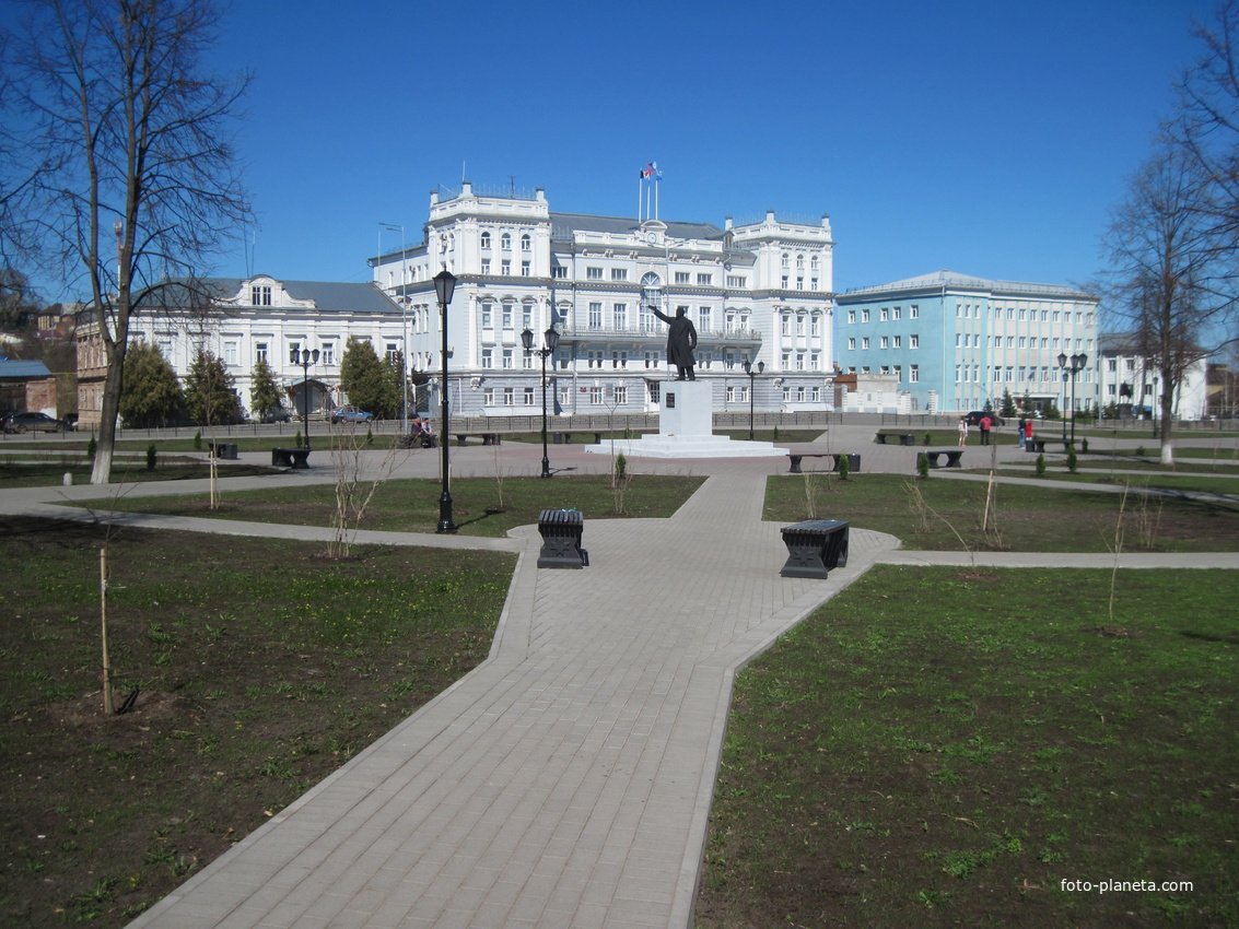 Центральная площадь Сарапула (Красная площадь)