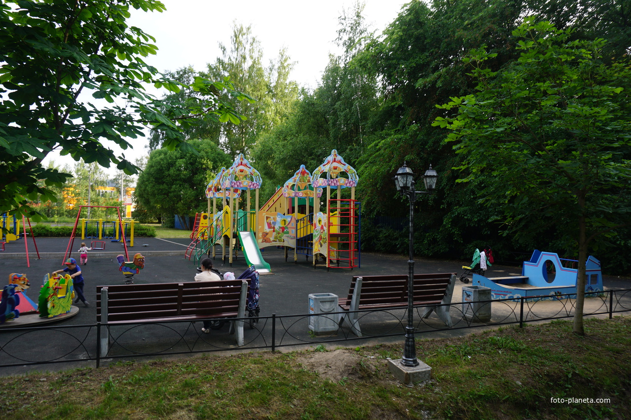 Детский парк.
